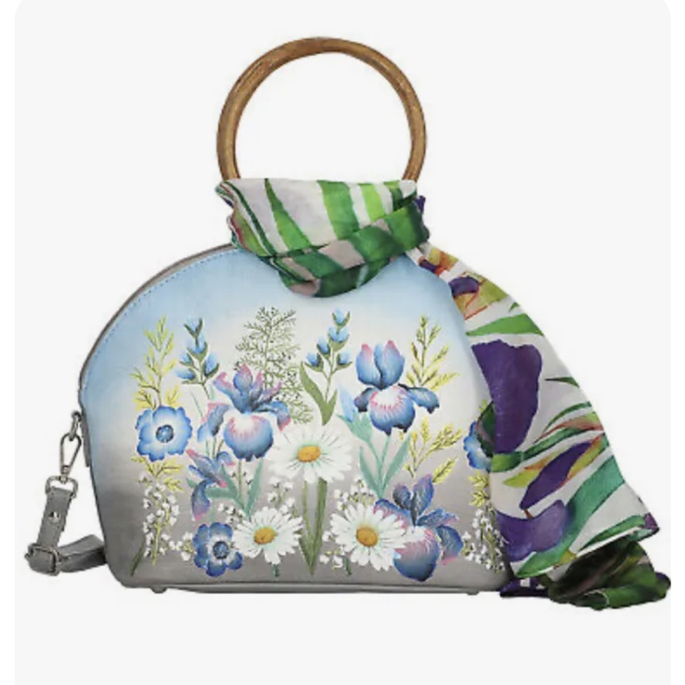 NWT GREY LEATHER - SUKRITI Multi White Mulberry Floral Tote With Silk Scarf Set